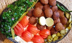 طرز تهیه فلافل خانگی با عدس و نخود